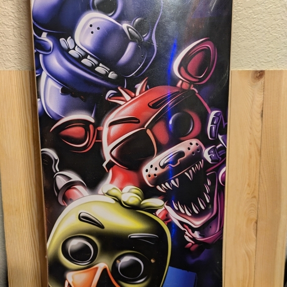 Five Nights at Freddy's Skateboard Deck new  and wrap - Picture 4 of 9